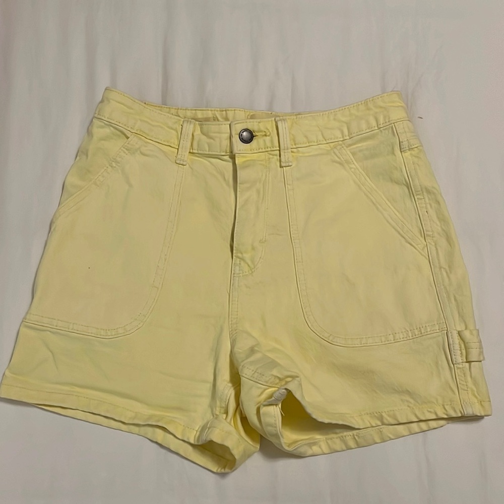 Yellow jeans shorts